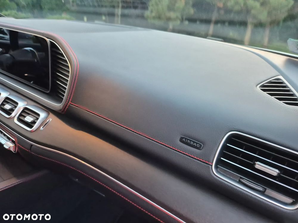 Mercedes-Benz GLE AMG 53 4-Matic Premium Plus - 25