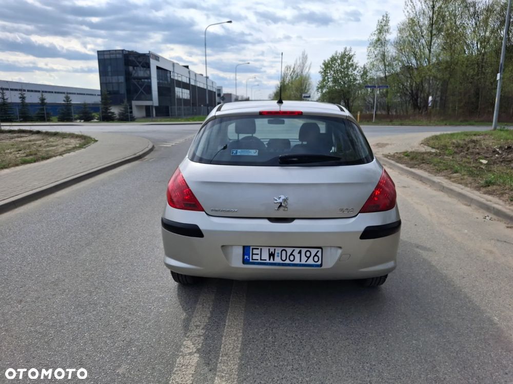 Peugeot 308 1.6 Trendy - 30