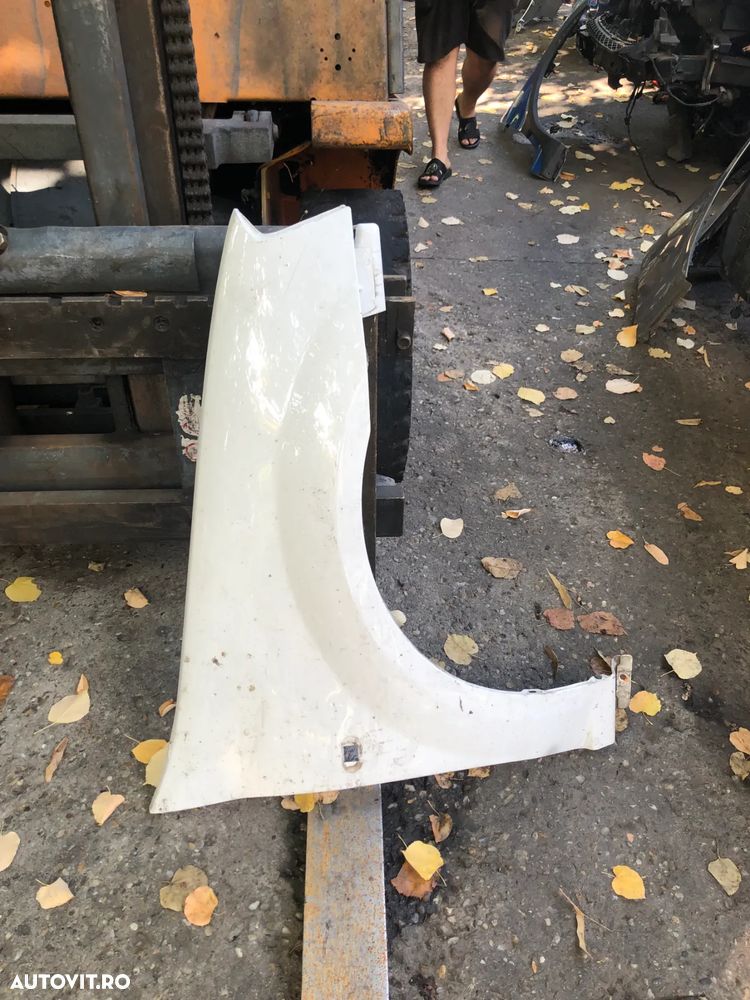 Aripa stanga/Aripa dreapta fata Dacia Logan 1 diverse culori - 3