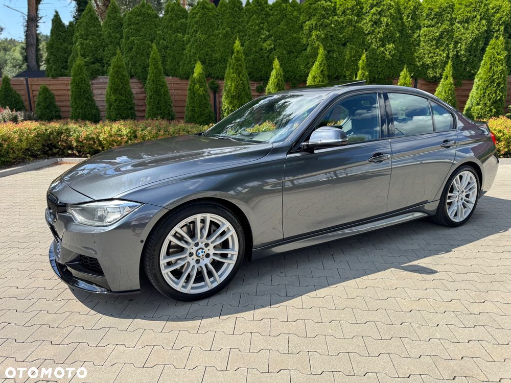 BMW Seria 3 335i Sport-Aut Sport Line - 12