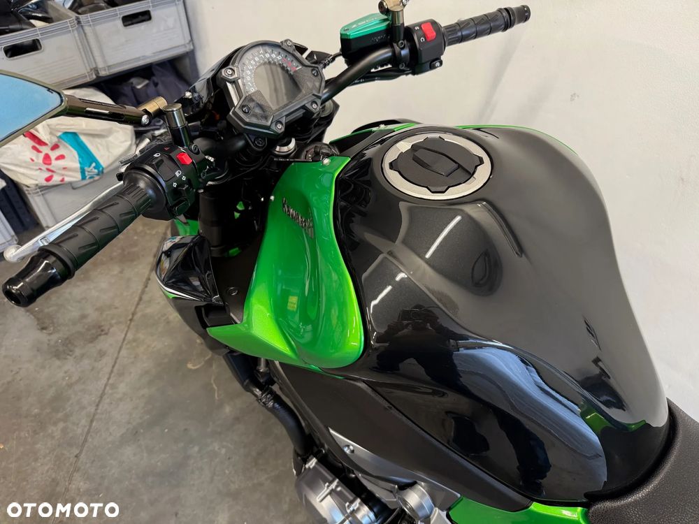 Kawasaki Z 900 - 16