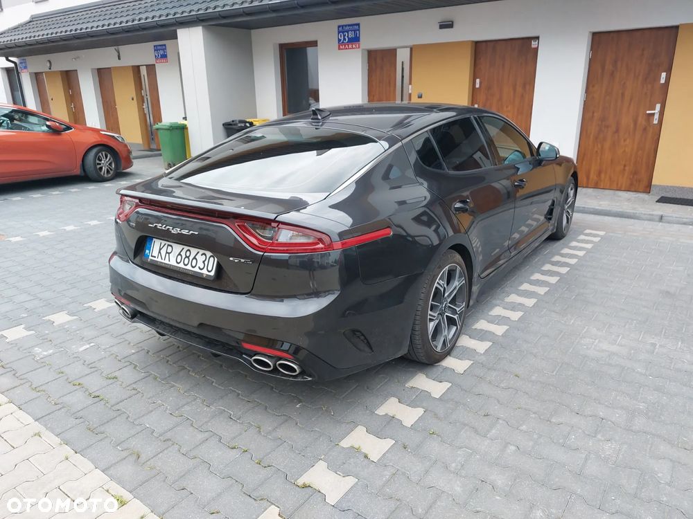 Kia Stinger - 4