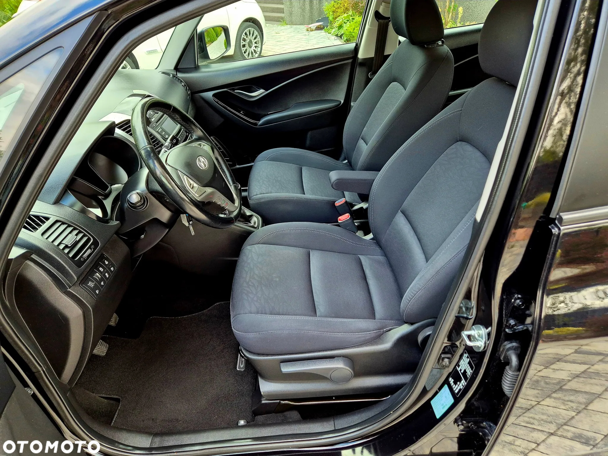 Hyundai ix20 1.4 blue Trend - 14