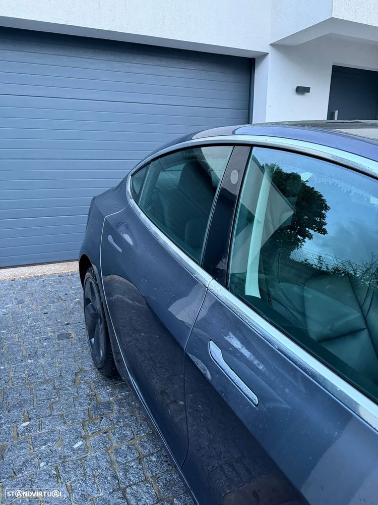 Tesla Model 3 Standard Range Plus RWD - 4