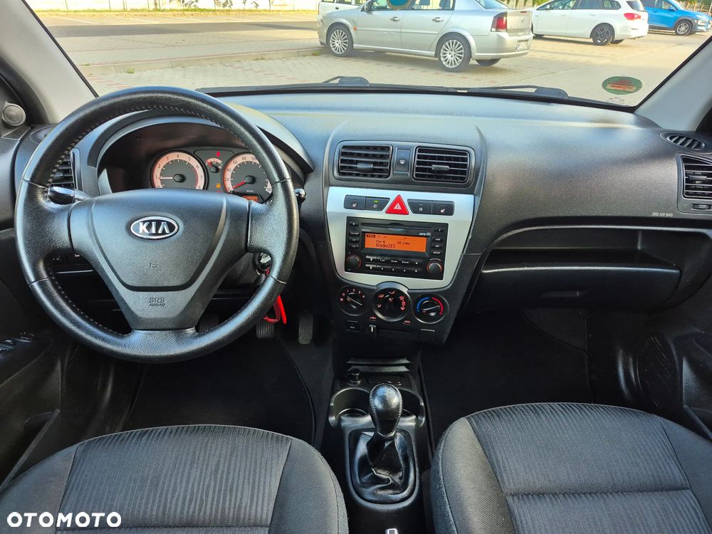 Kia Picanto 1.1 Attract - 11