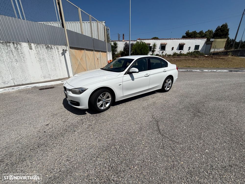 BMW 318 d - 6