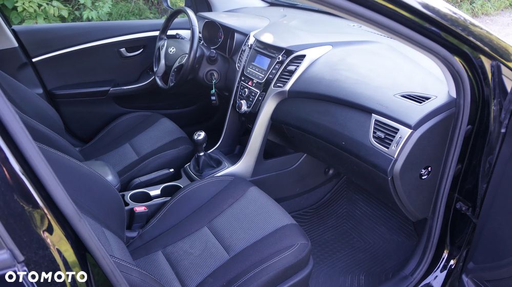 Hyundai i30 1.4 CRDi Advantage - 10