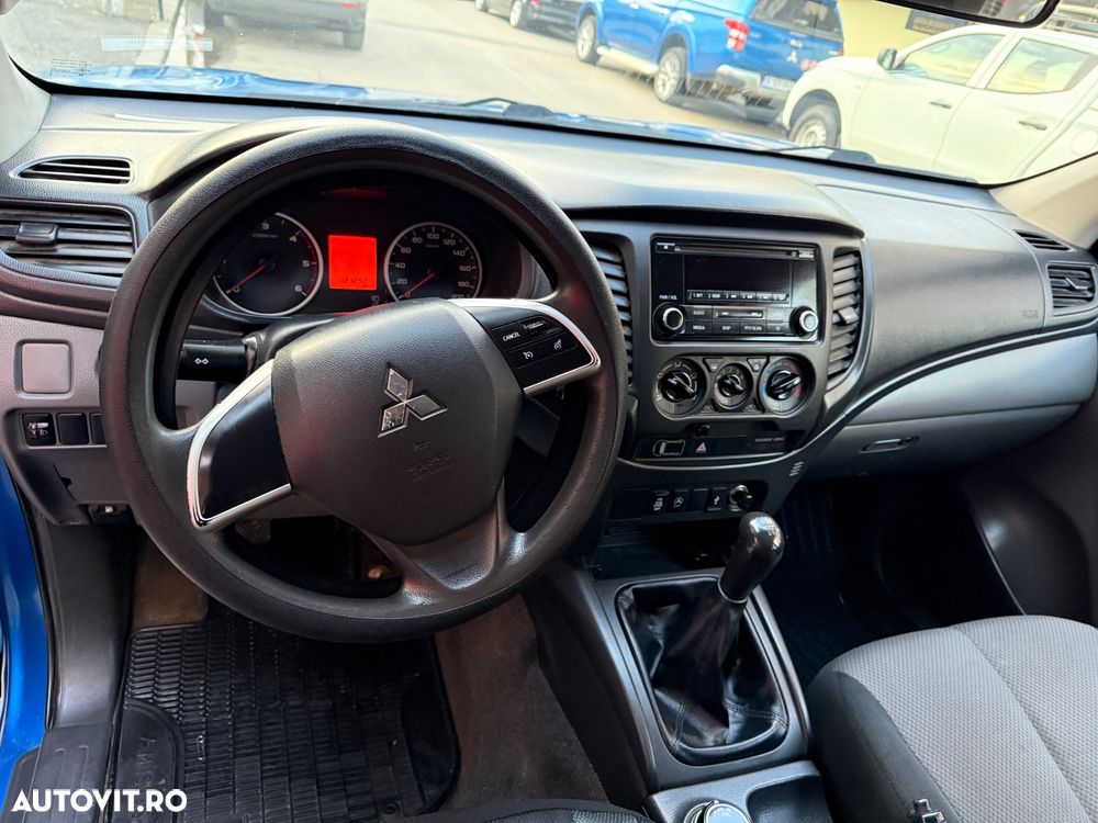 Mitsubishi L200 Pick Up 4x4 S&S Double Cab Basis - 23
