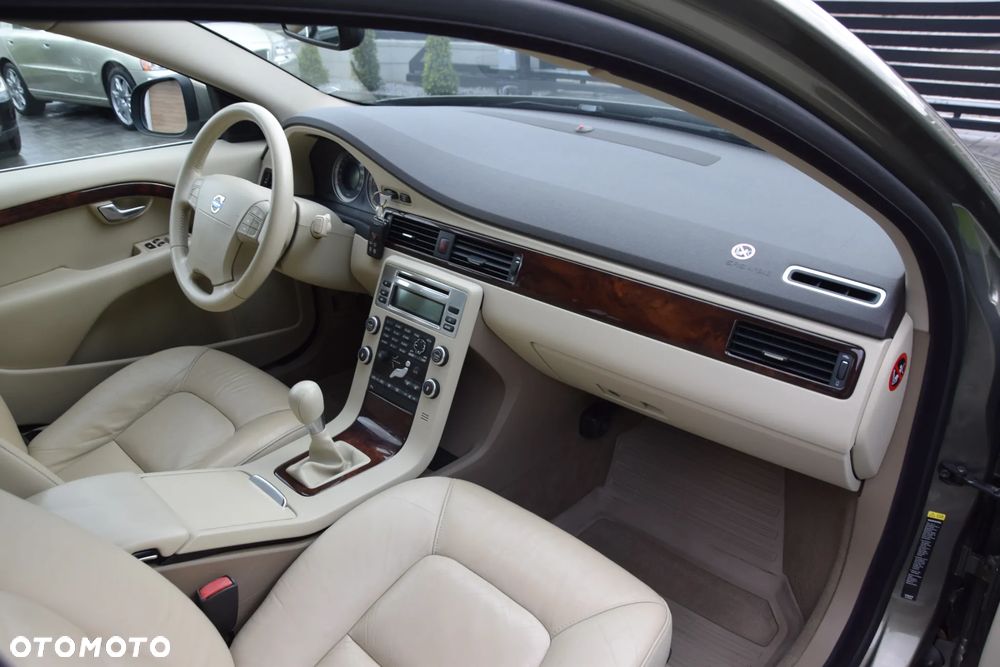 Volvo V70 - 27