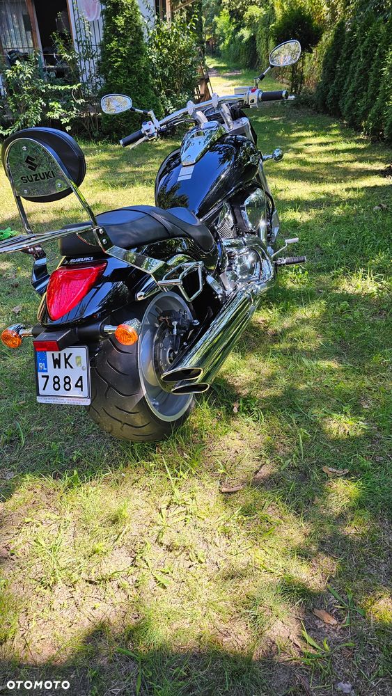 Suzuki Intruder - 8