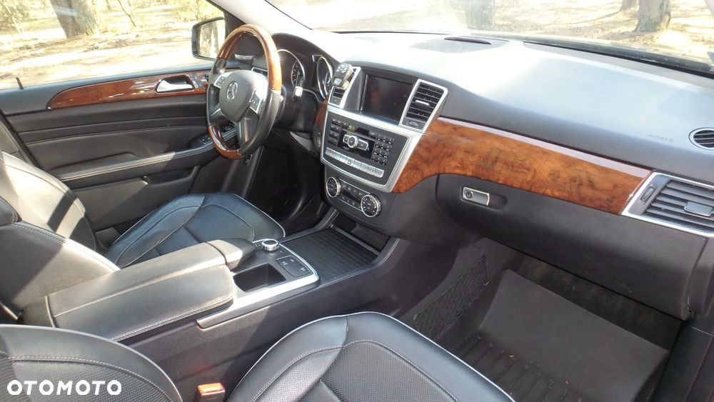 Mercedes-Benz ML 500 BlueEff 4-Matic - 16