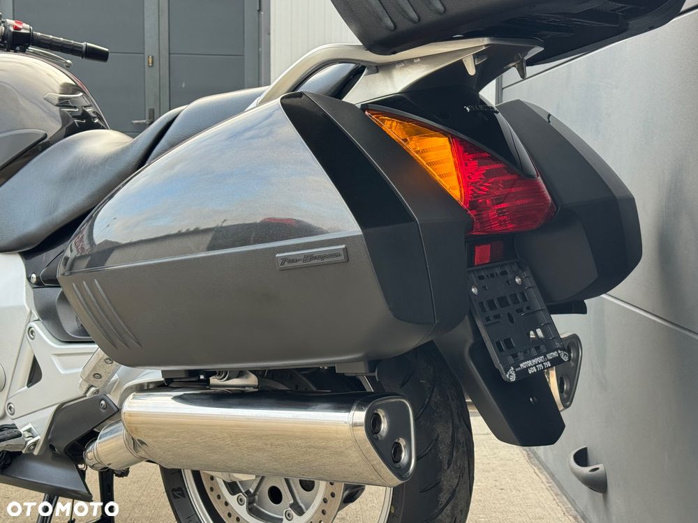 Honda ST - 37