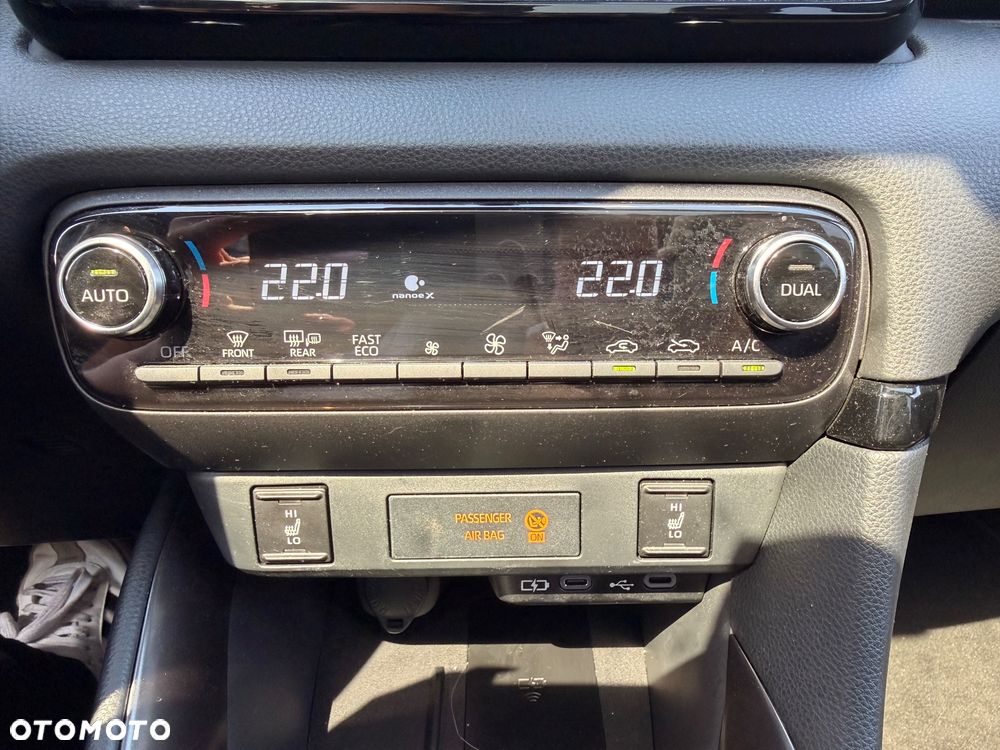 Toyota Yaris Hybrid 1.5 GR Sport - 20