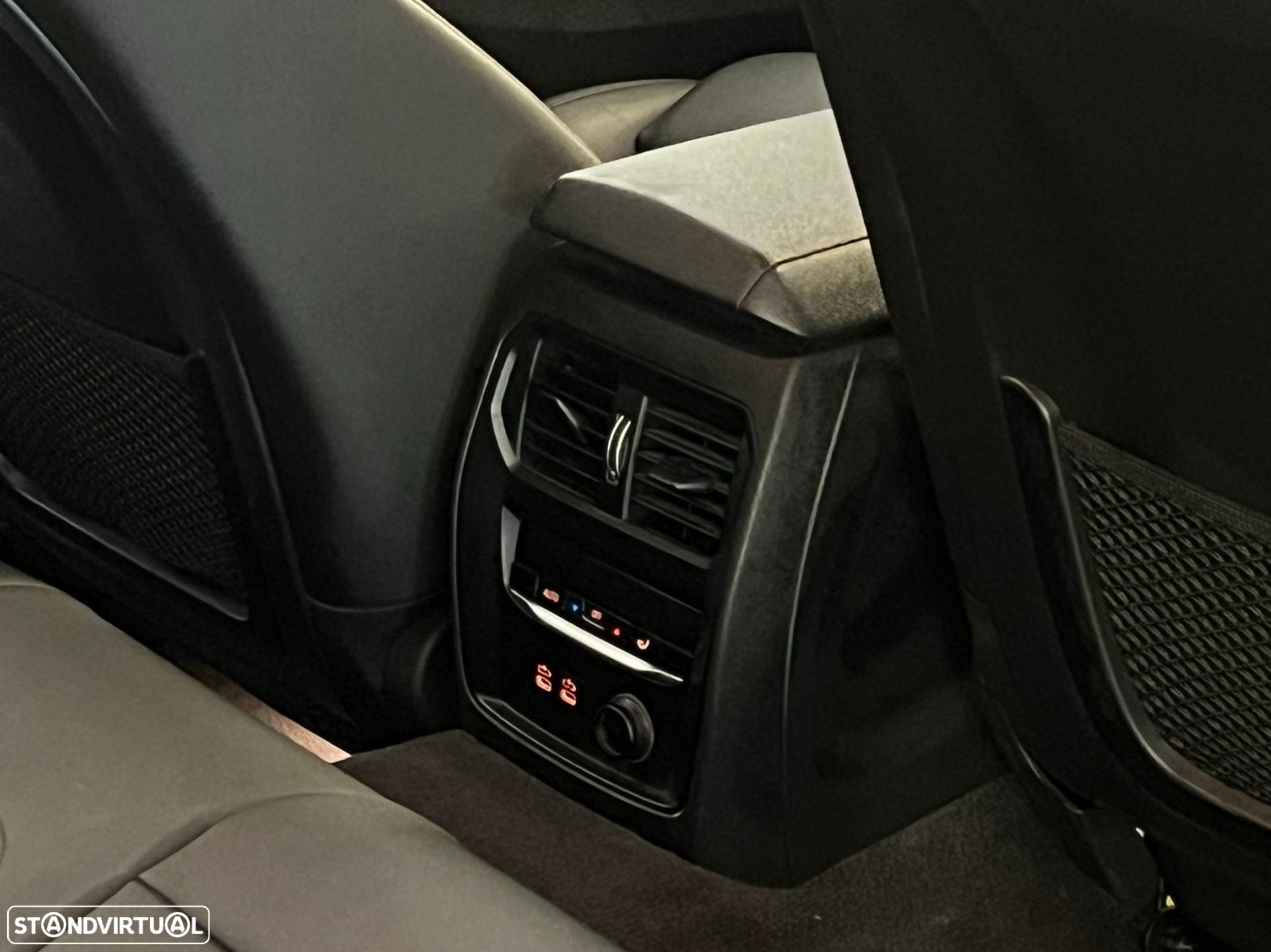 BMW 320 d Touring Line Sport - 23
