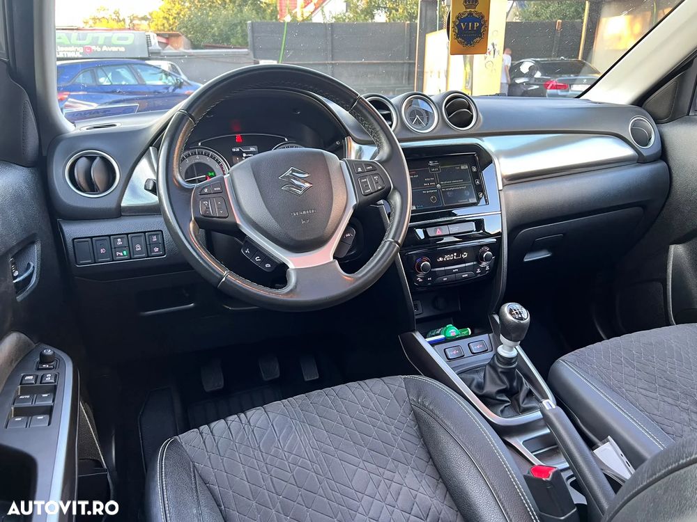 Suzuki Vitara 1.4 Boosterjet Comfort - 14