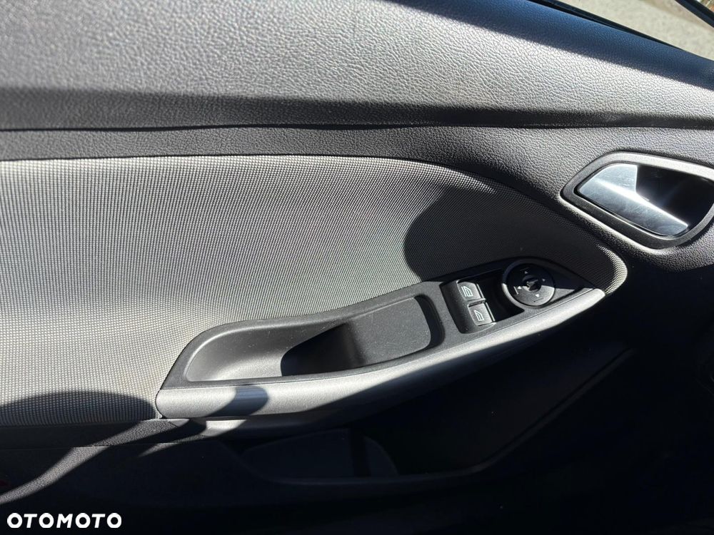 Ford Focus 1.6 TDCi Edition - 11