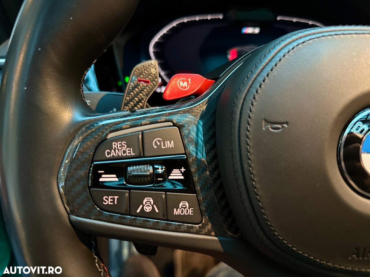 BMW M3 Competition xDrive AT - 31