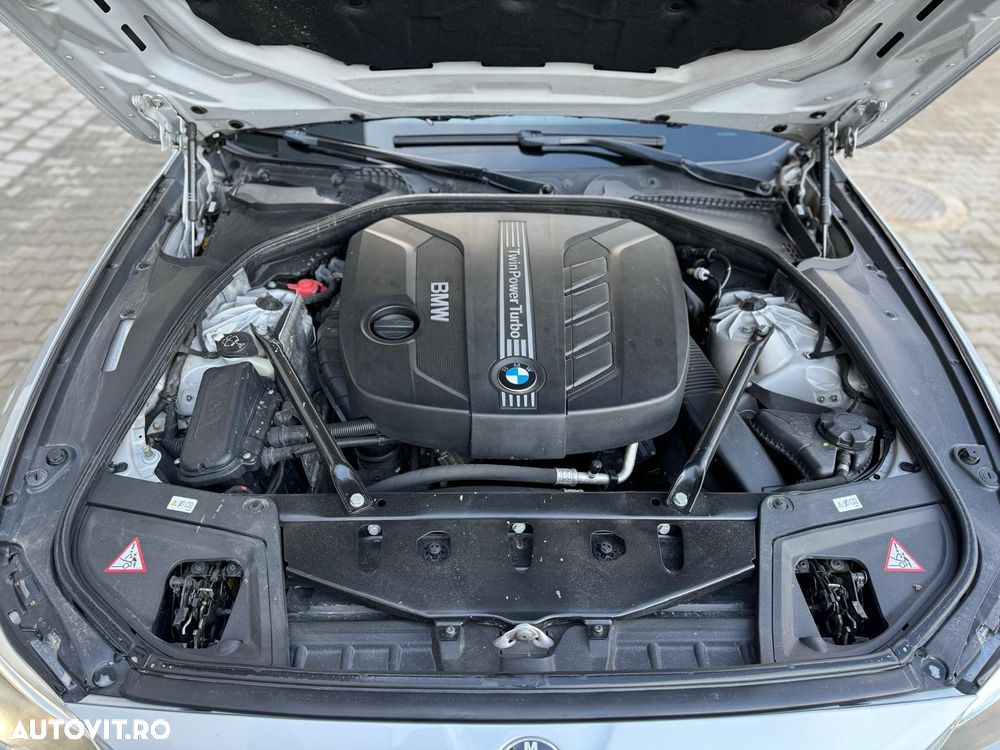BMW Seria 5 520d xDrive - 5
