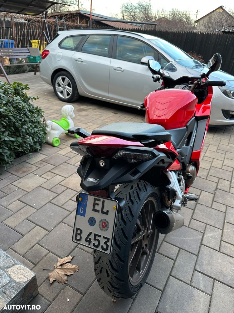 Honda VFR 800F V-Tec - 6