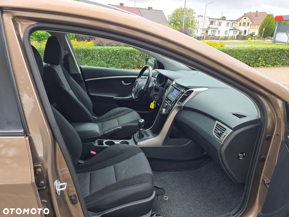 Hyundai i30 - 10