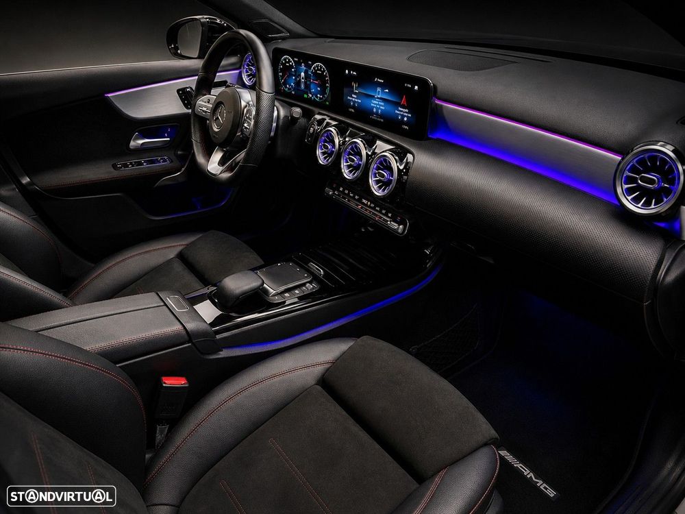 Mercedes-Benz A 180 7G-DCT AMG Line - 9