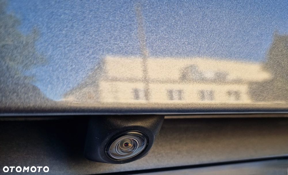 Volkswagen Multivan - 34