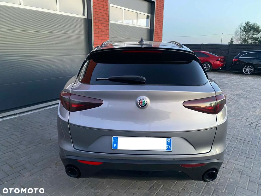 Alfa Romeo Stelvio 2.2 16V AT8 Executive - 20