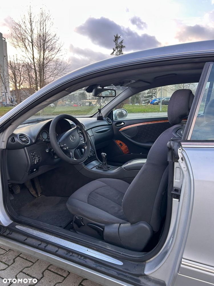Mercedes-Benz CLK 270 CDI Elegance - 4