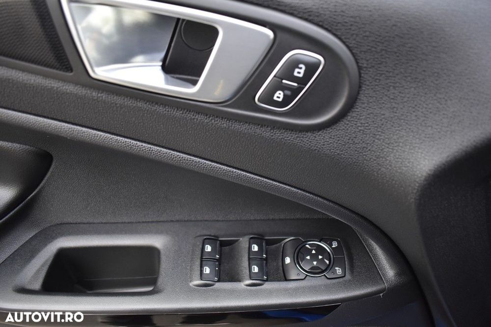 Ford EcoSport - 35