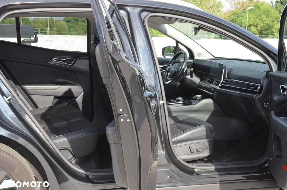 Kia Sportage 1.6 T-GDI PHEV Anniversary 4WD - 32