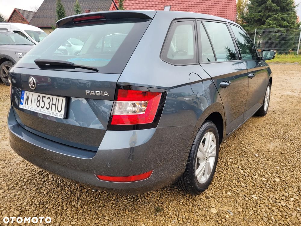 Skoda Fabia 1.0 TSI Ambition - 2