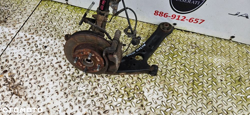 Kia Picanto 2 II 2011-  1.0 Kompletna zwrotnica przednia prawa Zwrotnica przód prawy Zawieszenie przednie prawe Wahacz Amortyzator - 2