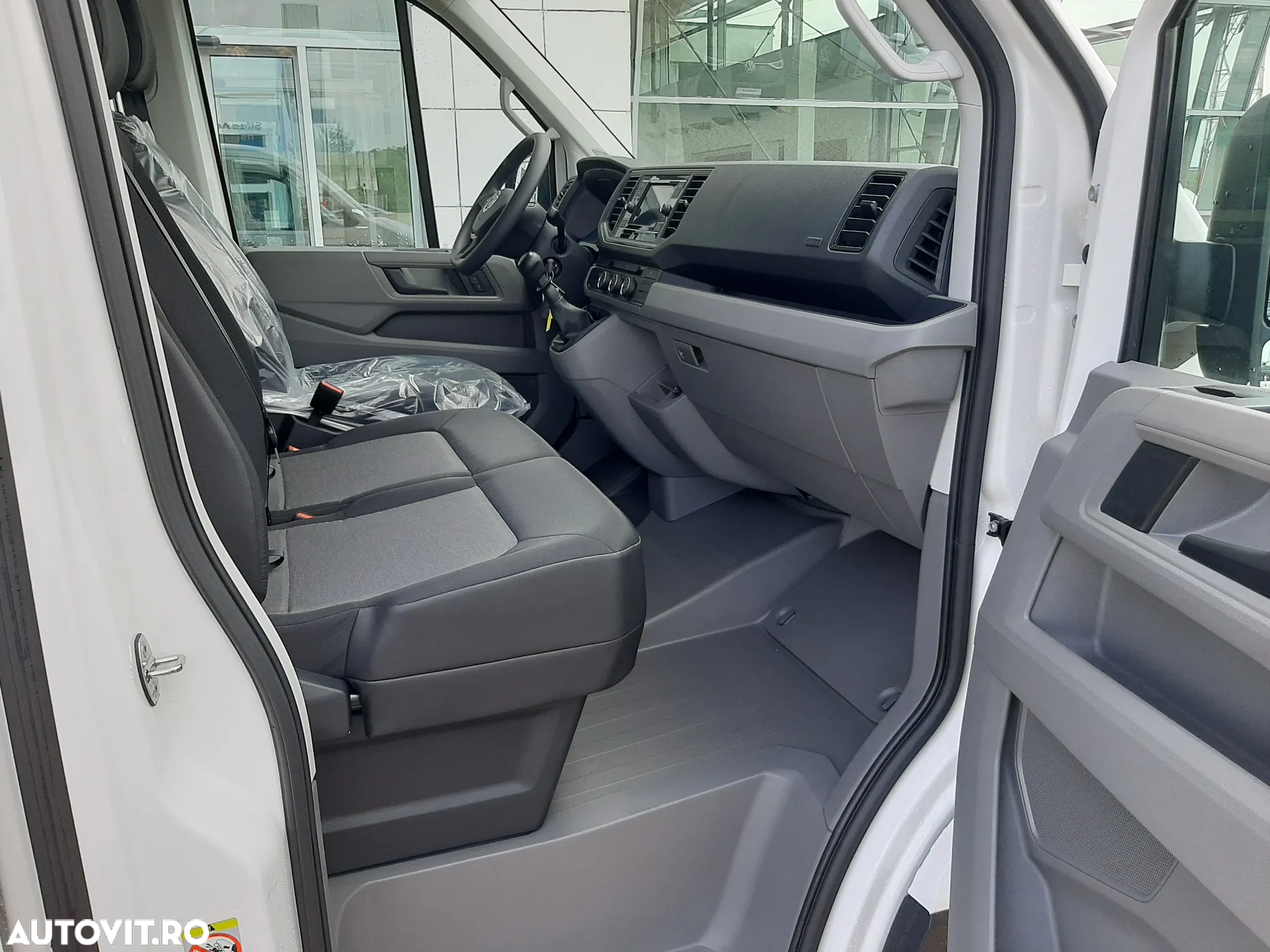 Volkswagen Crafter - 11