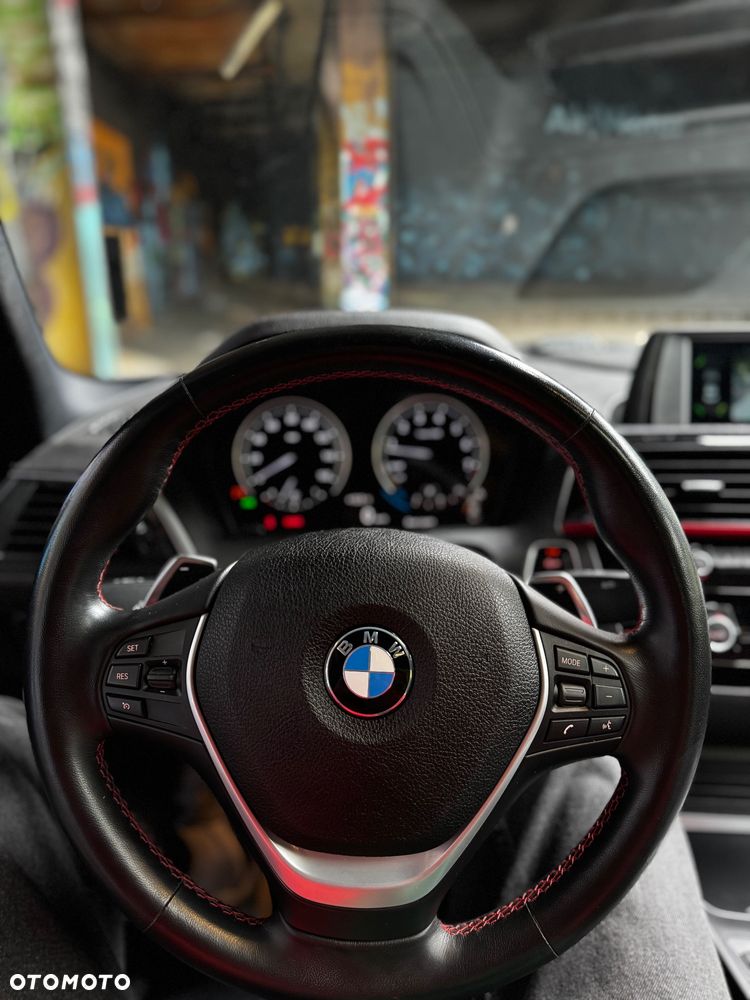 BMW Seria 2 230i Luxury Line - 9