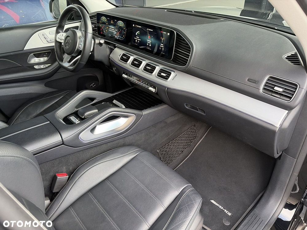 Mercedes-Benz GLS - 13