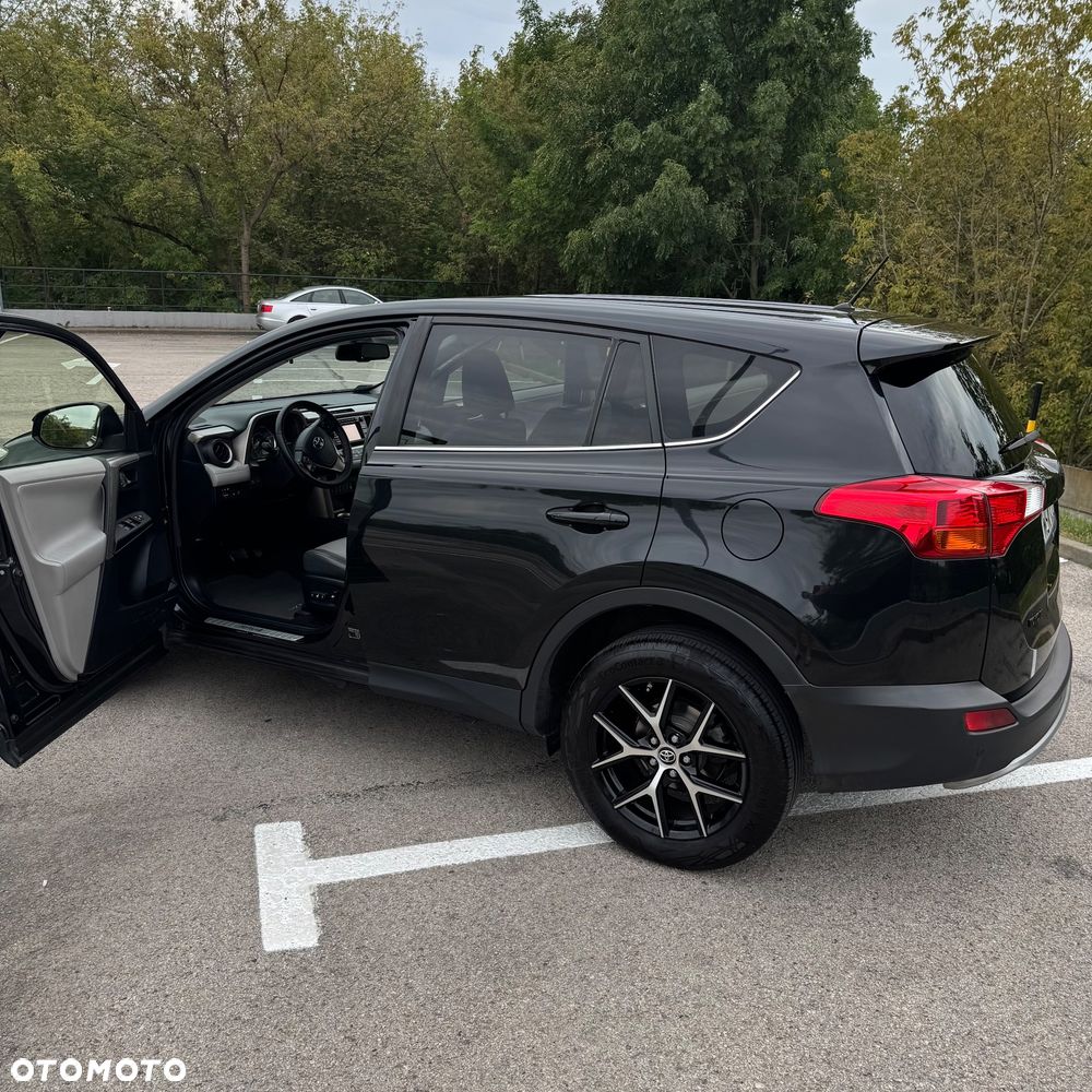 Toyota RAV4 - 17