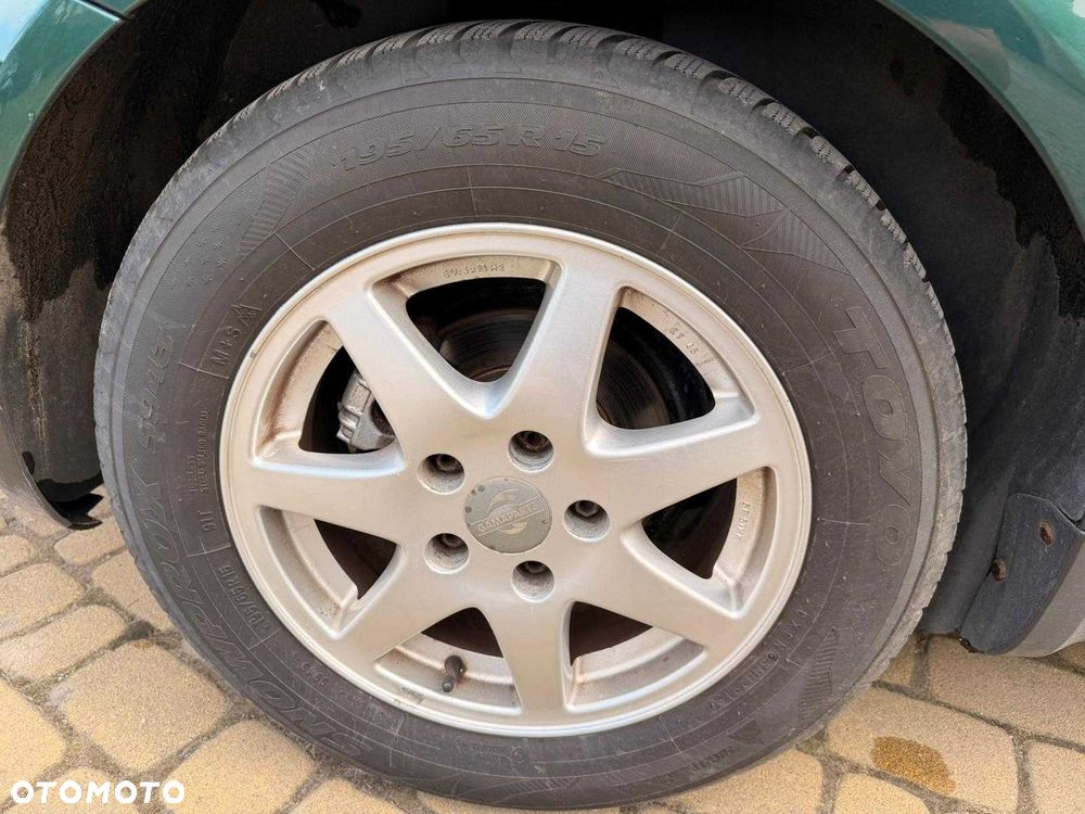 Volkswagen Passat - 5