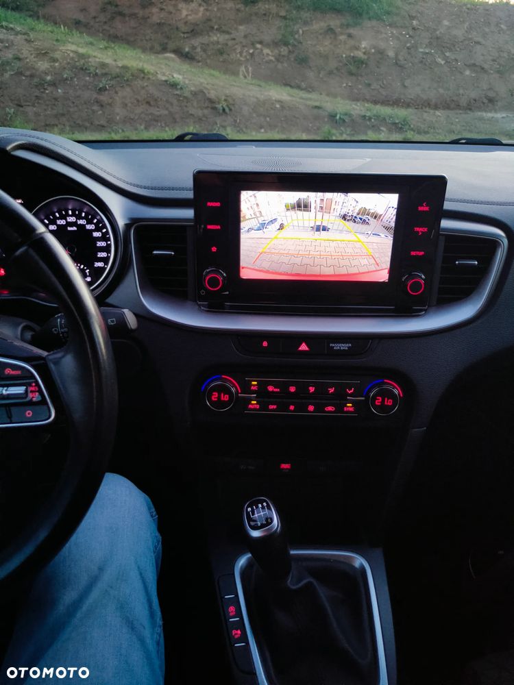 Kia Ceed 1.4 T-GDI M - 15