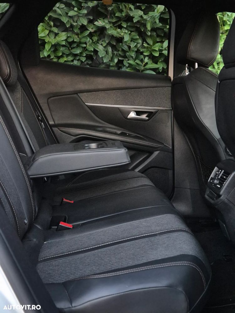 Peugeot 3008 1.2 PureTech Turbo S&S EAT6 GT-Line - 23