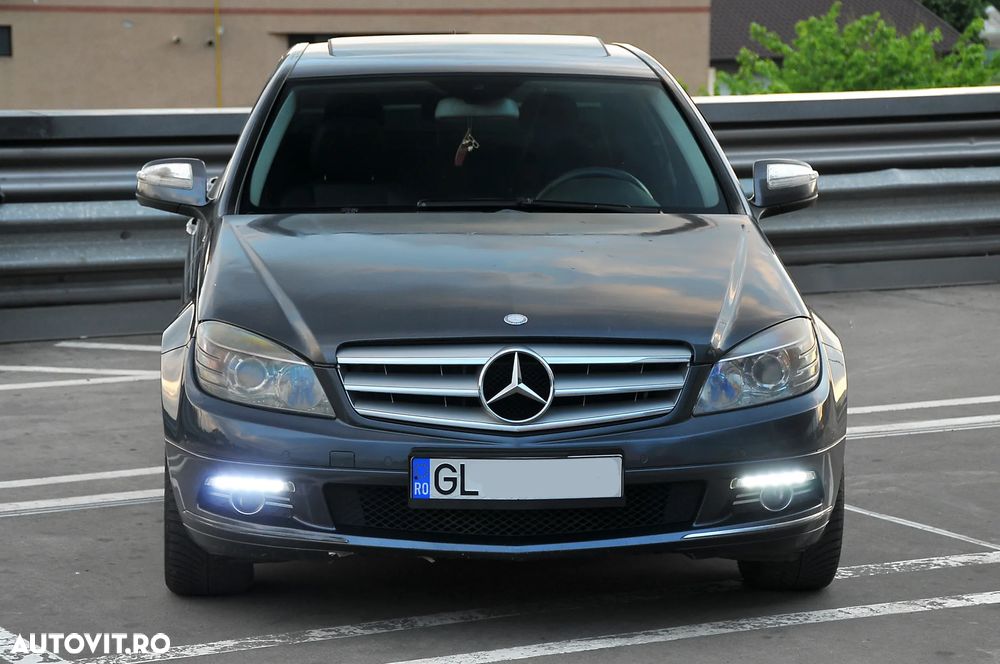 Mercedes-Benz C 220 CDI DPF (BlueEFFICIENCY) Avantgarde - 8