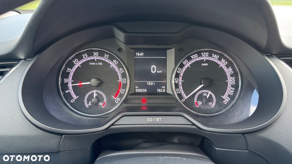 Skoda Octavia 1.6 TDI Ambition - 16