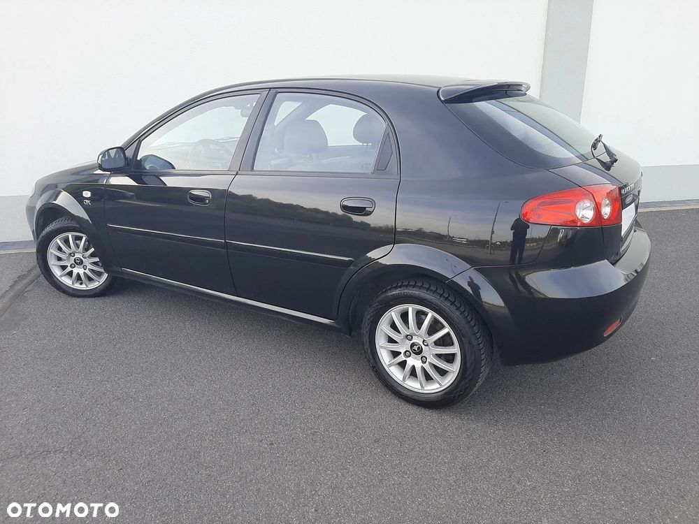 Chevrolet Lacetti 1.8 CDX - 8
