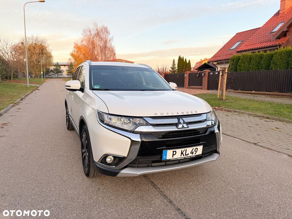 Mitsubishi Outlander - 11
