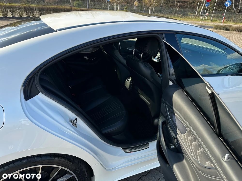 Mercedes-Benz CLS - 15