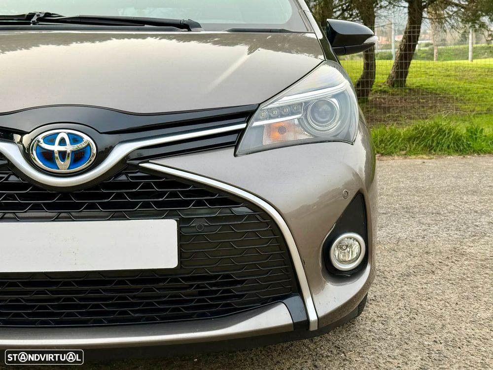 Toyota Yaris 1.5 HSD Square Collec.Bronze - 17