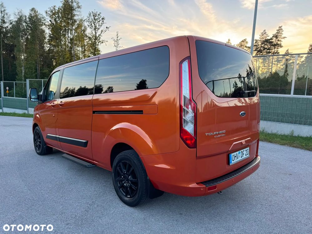 Ford Tourneo Custom - 4