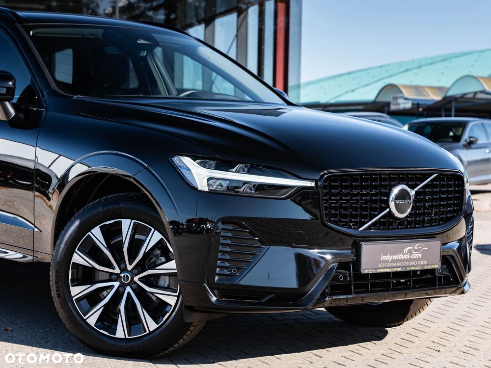 Volvo XC 60 B4 D AWD Plus Dark - 10