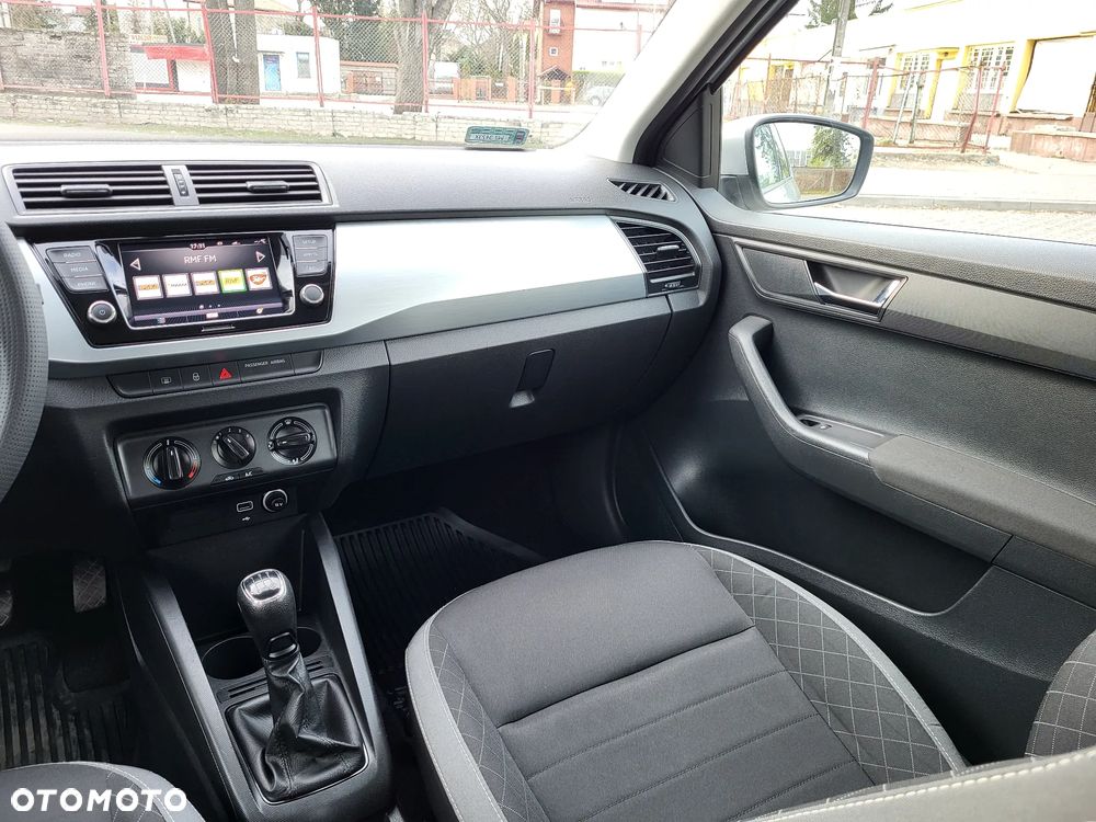 Skoda Fabia 1.0 Ambition - 12