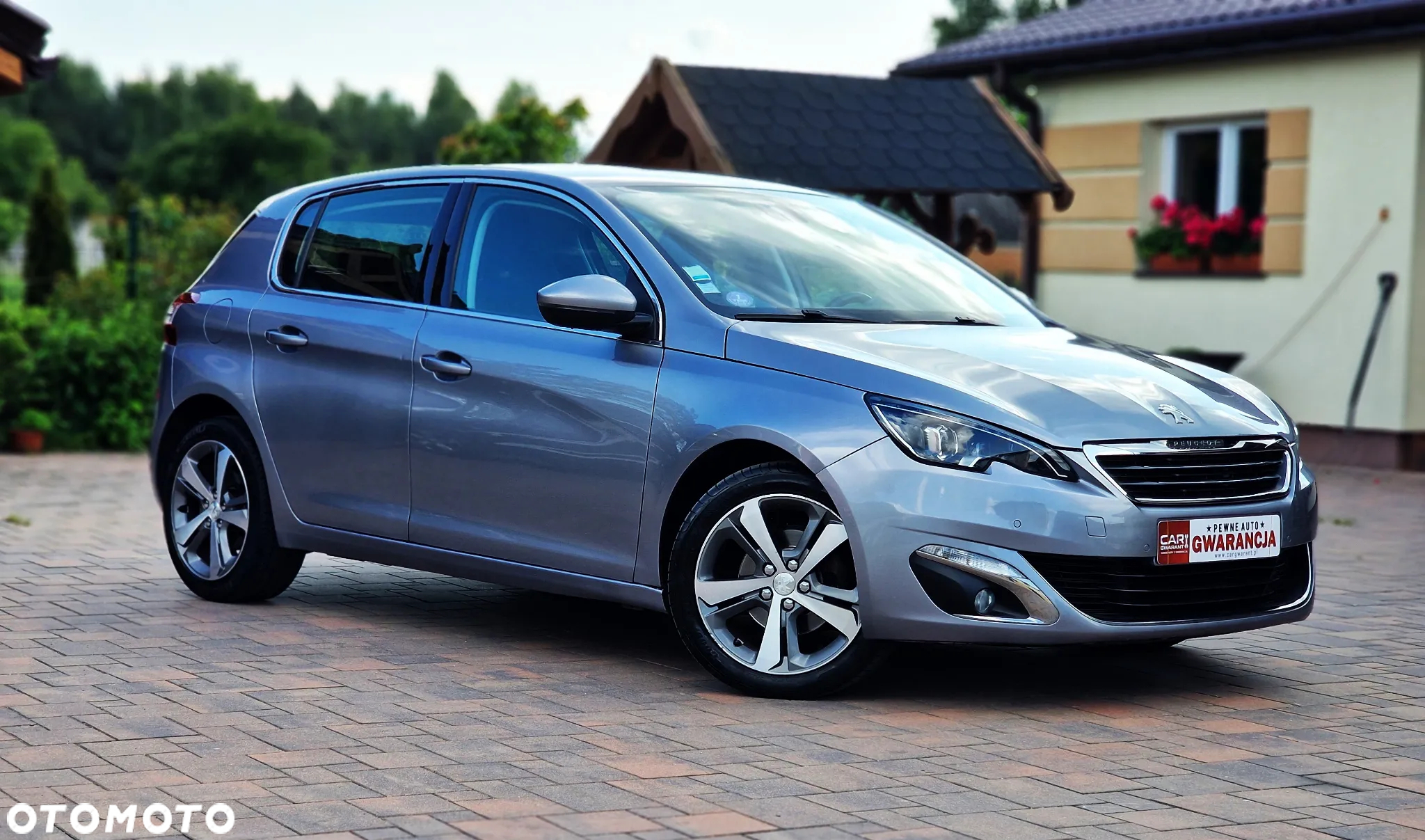 Peugeot 308 SW 1.2 PureTech Allure S&S - 12