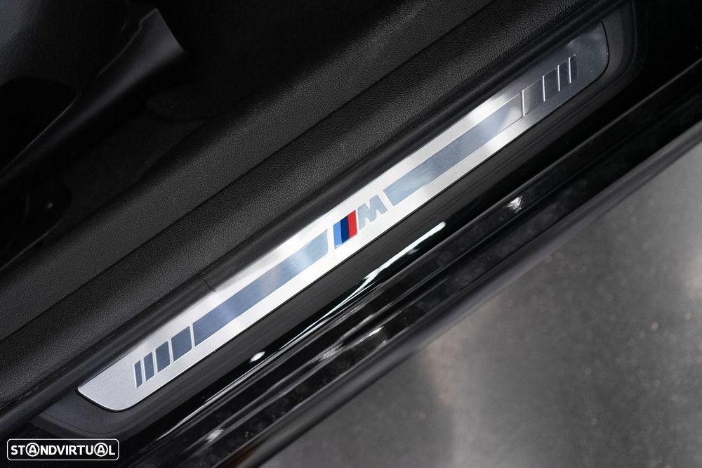 BMW 330 e Pack M Auto - 41